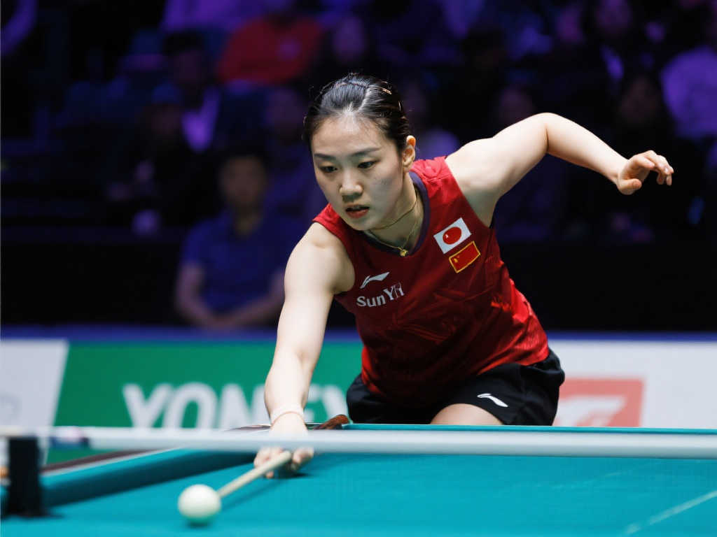 更是球迷与 更是球迷与